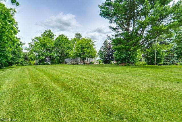 15292 Friendsville Road, Burbank, OH 44214