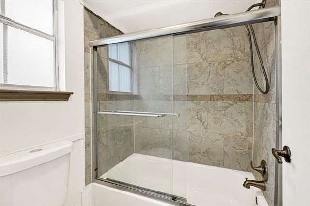 13702 Barons Bridge Drive, Houston, TX 77069