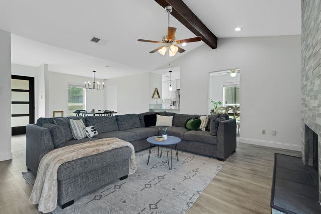 1319 Brazos Boulevard, Lewisville, TX 75077