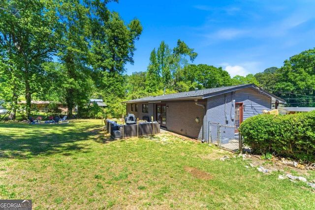 2725 Shoreland Drive SW, Atlanta, GA 30331