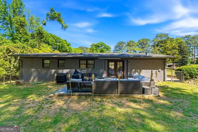 2725 Shoreland Drive SW, Atlanta, GA 30331
