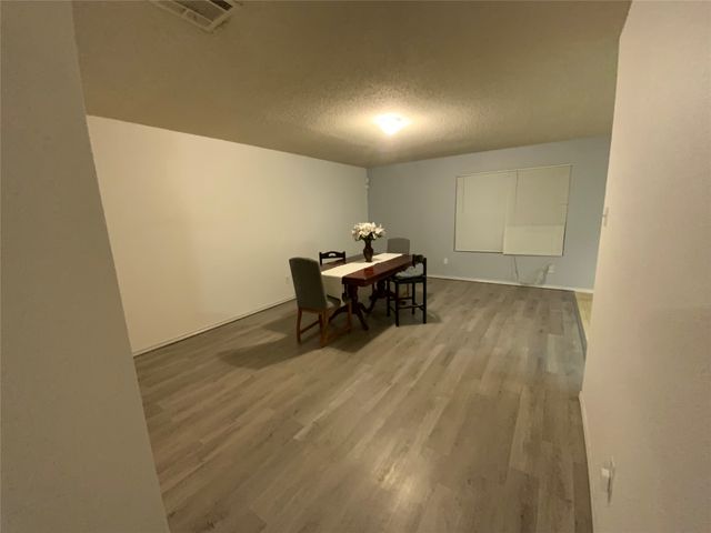 305 Daisy Lane, Wilmer, TX 75172