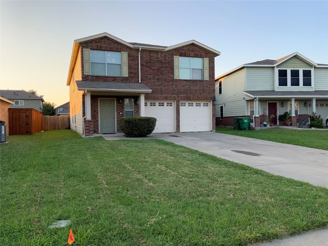 305 Daisy Lane, Wilmer, TX 75172