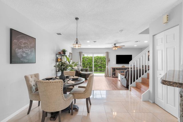 4759 SW 14th Court, Deerfield Beach, FL 33442