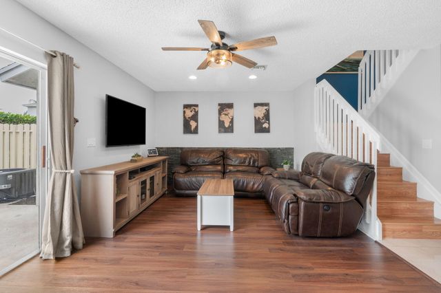 4759 SW 14th Court, Deerfield Beach, FL 33442