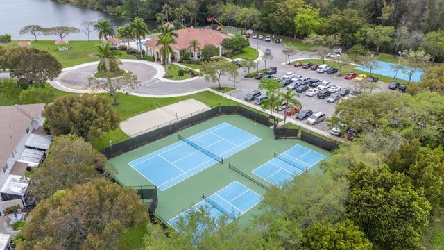 4759 SW 14th Court, Deerfield Beach, FL 33442