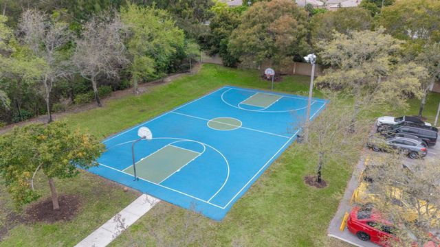 4759 SW 14th Court, Deerfield Beach, FL 33442