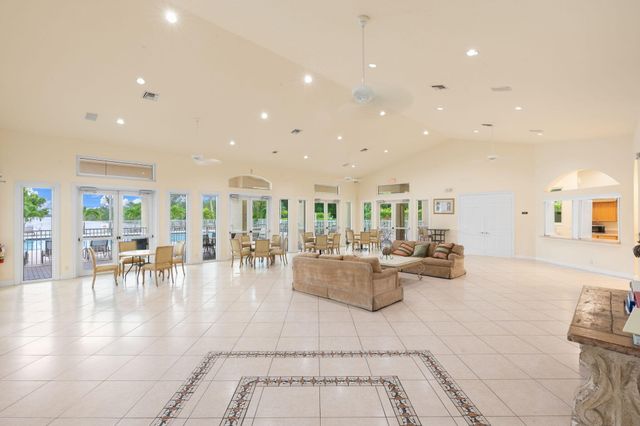 4759 SW 14th Court, Deerfield Beach, FL 33442