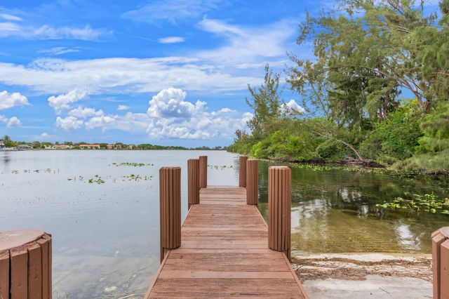 4759 SW 14th Court, Deerfield Beach, FL 33442