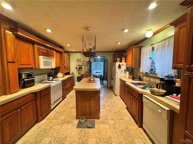 43085 County Route 41 Road, Wilna, NY 13665