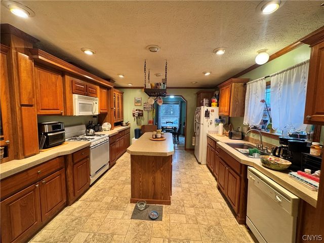 43085 County Route 41 Road, Wilna, NY 13665