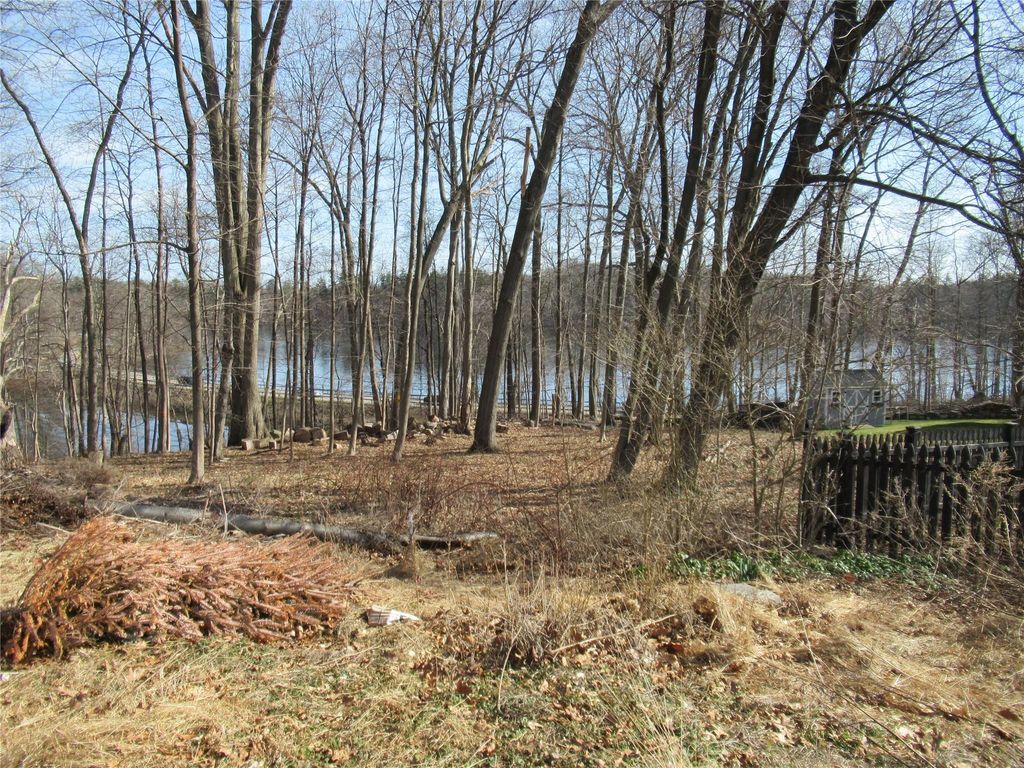 1 Bridge Lane, Yorktown Heights, NY 10598