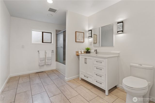 13324 30th Avenue NE, Seattle, WA 98125