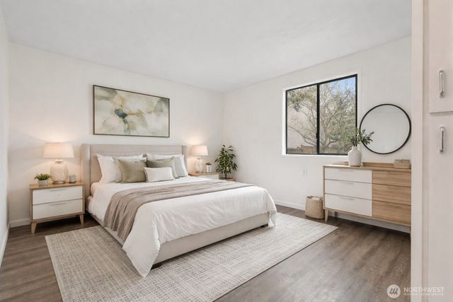 13324 30th Avenue NE, Seattle, WA 98125