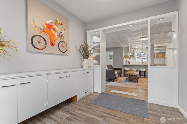 13324 30th Avenue NE, Seattle, WA 98125