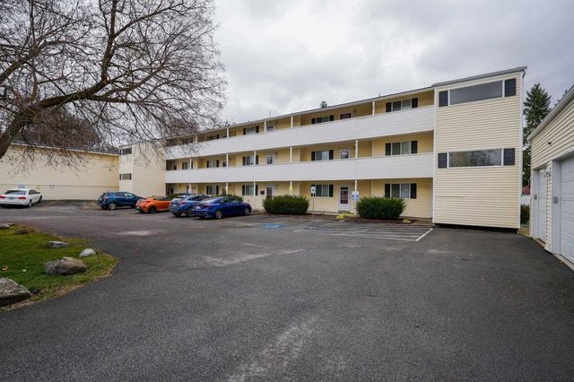 222 N Hutchinson Rd, Spokane Valley, WA 99212
