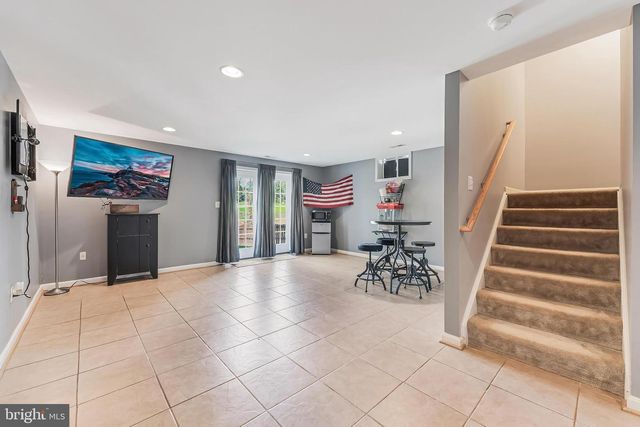 124 OLD MILL LN, Warrenton, VA 20186