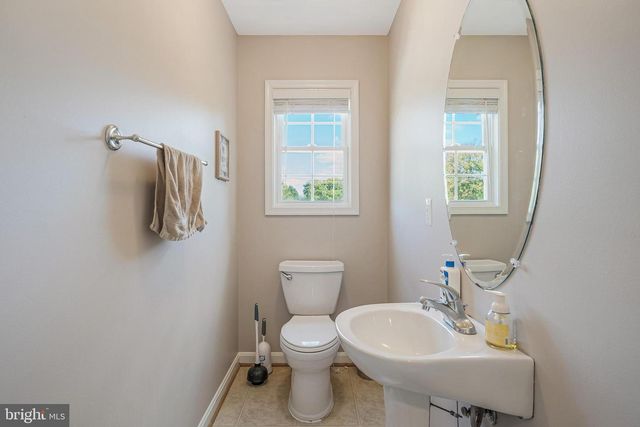 124 OLD MILL LN, Warrenton, VA 20186
