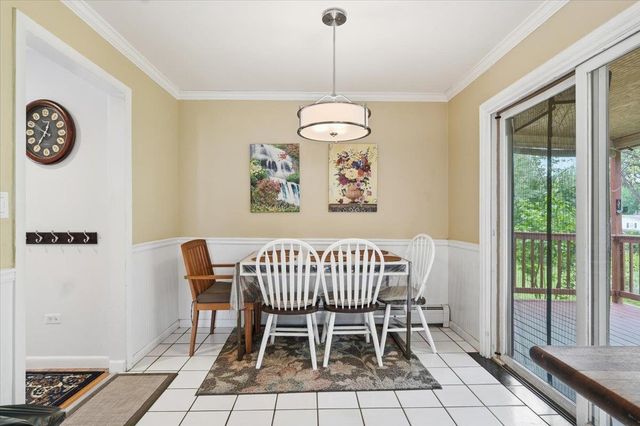 22 Redwood Terrace, Essex Junction, VT 05452