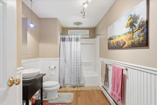 22 Redwood Terrace, Essex Junction, VT 05452