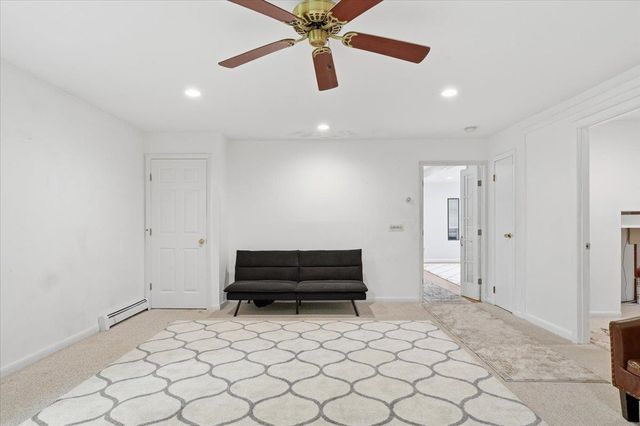 22 Redwood Terrace, Essex Junction, VT 05452