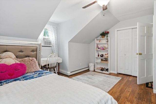 22 Redwood Terrace, Essex Junction, VT 05452