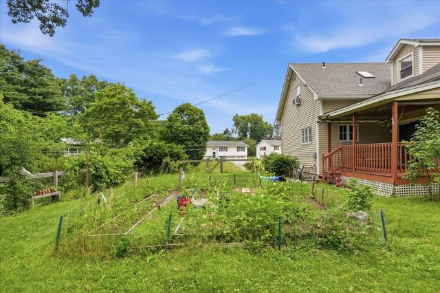 22 Redwood Terrace, Essex Junction, VT 05452