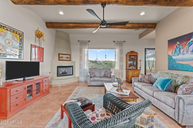 525 STONEHEDGE RANCH Road, Wickenburg, AZ 85390