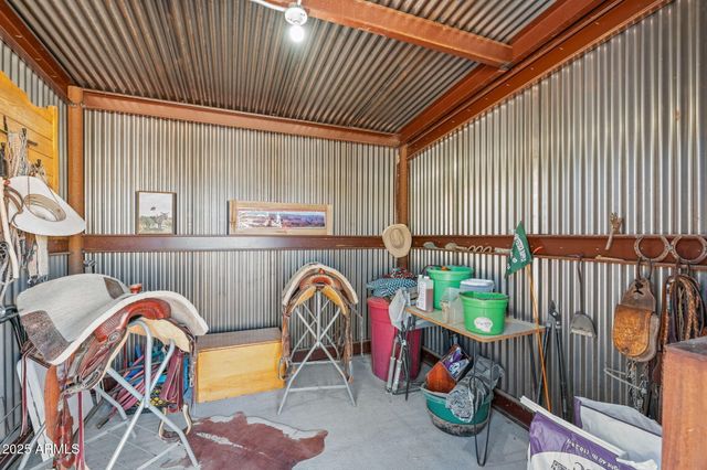 525 STONEHEDGE RANCH Road, Wickenburg, AZ 85390