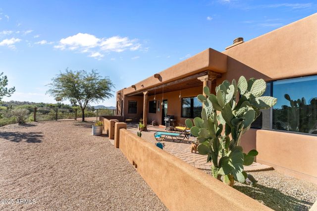 525 STONEHEDGE RANCH Road, Wickenburg, AZ 85390