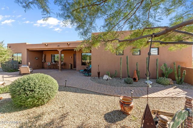 525 STONEHEDGE RANCH Road, Wickenburg, AZ 85390