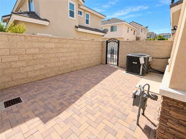 468 S Alhambra Avenue, Monterey Park, CA 91755