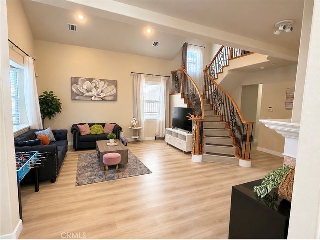 468 S Alhambra Avenue, Monterey Park, CA 91755