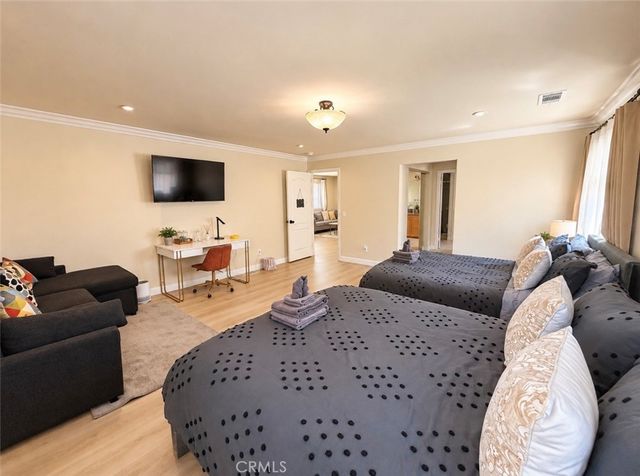 468 S Alhambra Avenue, Monterey Park, CA 91755
