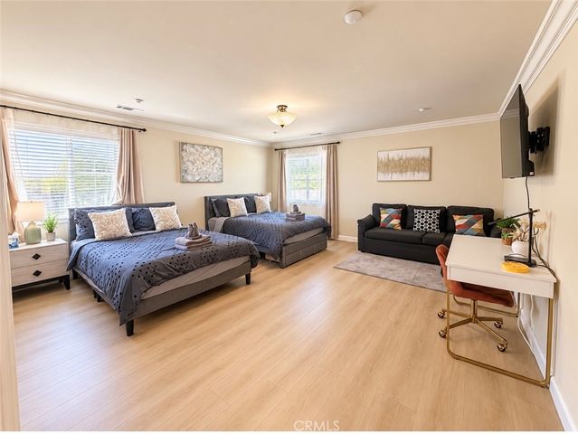 468 S Alhambra Avenue, Monterey Park, CA 91755