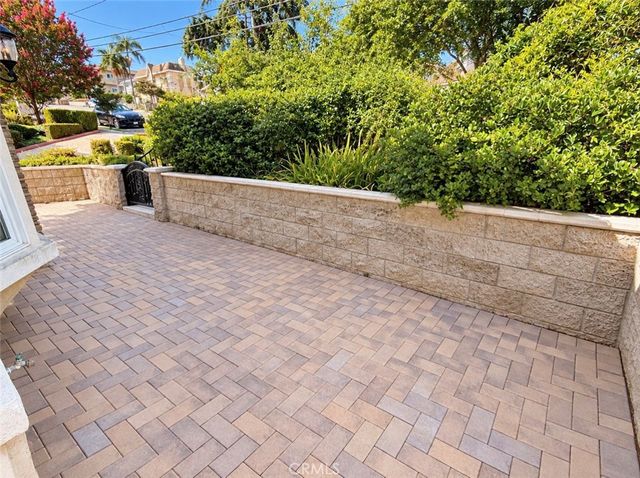 468 S Alhambra Avenue, Monterey Park, CA 91755
