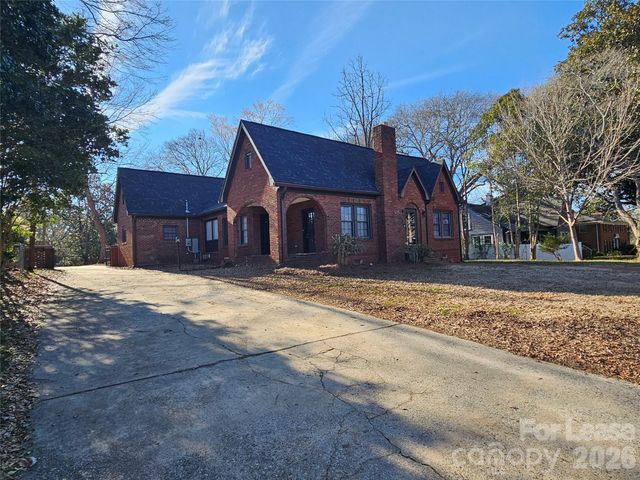 708 Union Street S, Concord, NC 28025