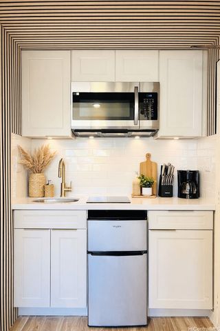 444 Niu Street 709, Honolulu, HI 96815