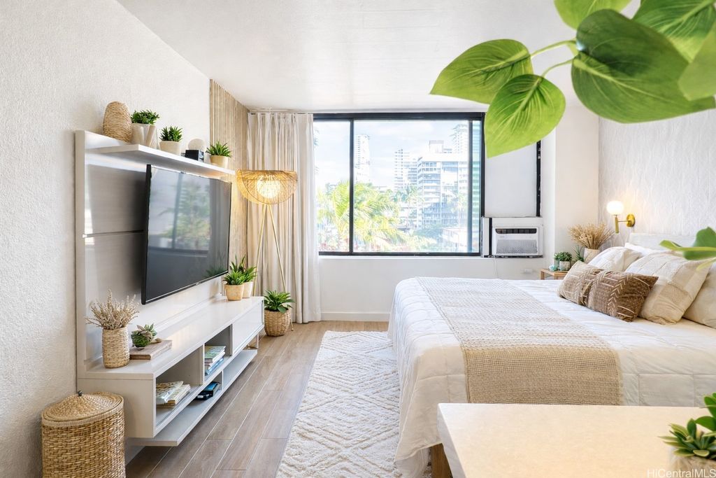 444 Niu Street 709, Honolulu, HI 96815