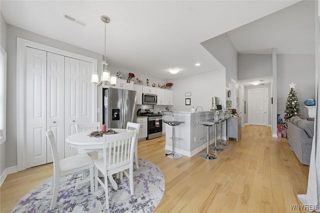 299 Northill Drive E, Amherst, NY 14221