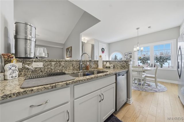 299 Northill Drive E, Amherst, NY 14221