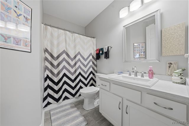 299 Northill Drive E, Amherst, NY 14221