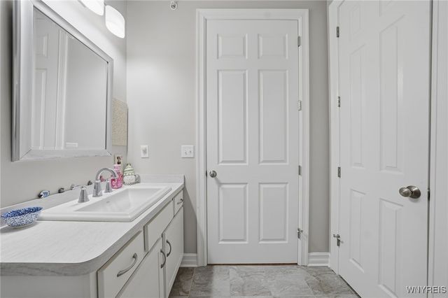 299 Northill Drive E, Amherst, NY 14221