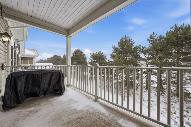 299 Northill Drive E, Amherst, NY 14221