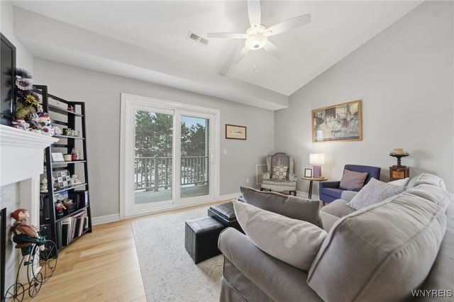 299 Northill Drive E, Amherst, NY 14221