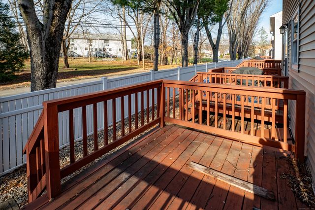 129 Brentwood Drive 129, Wallingford, CT 06492