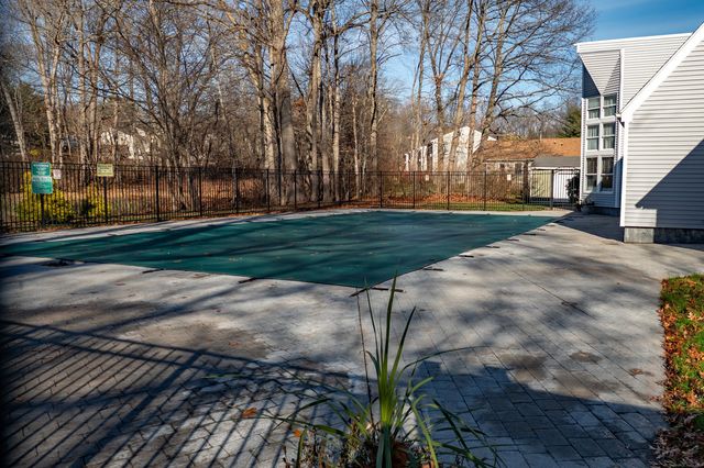 129 Brentwood Drive 129, Wallingford, CT 06492