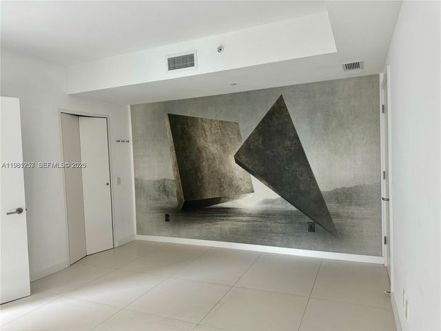 501 NE 31st St 3208, Miami, FL 33137