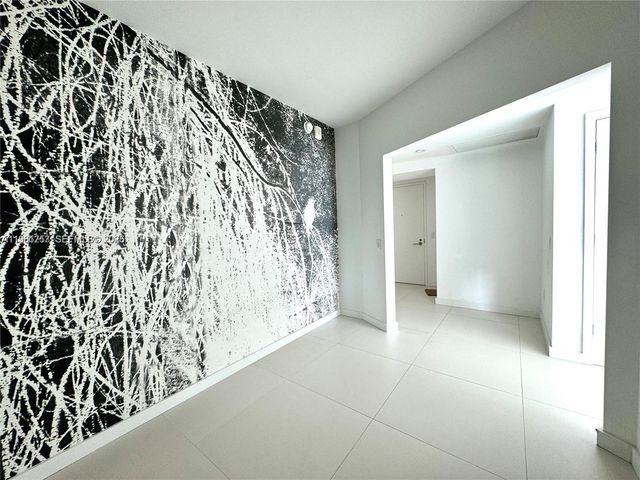 501 NE 31st St 3208, Miami, FL 33137