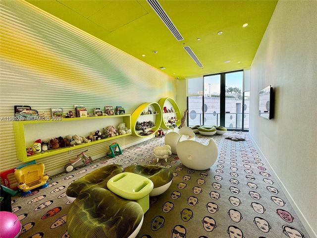 501 NE 31st St 3208, Miami, FL 33137